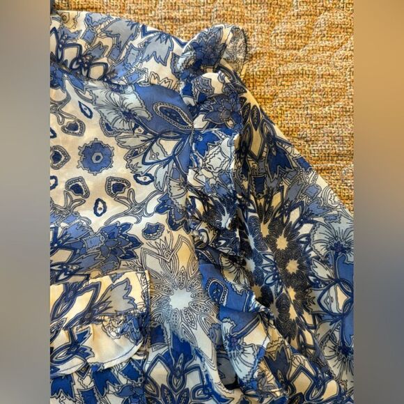 Elie Tahari Semi Sheer Blouse Women's S Blue Print Ruffle Shoulder Top Shirt - Picture 6 of 10